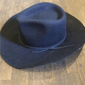 NEW! Rare Wyeth deep Navy curved rancher